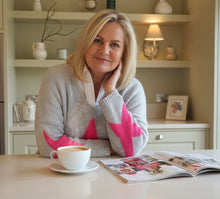 Load image into Gallery viewer, Capri Bold Star Jumper in Grey and Pink by Feathers Of Italy Empowering Ladies Boutique