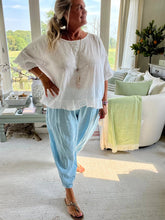 Load image into Gallery viewer, Florentina Raggy Cotton Top In White Made In Italy