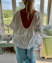 Load image into Gallery viewer, Florentina Raggy Cotton Top In White Made In Italy
