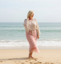 Load image into Gallery viewer, Ischia Lace Knit Overlay Jumper free size in Dusky Pink