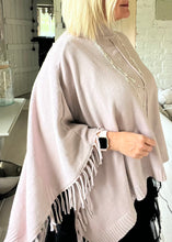 Load image into Gallery viewer, Positano Funnel Neck Open Poncho free size in Pink