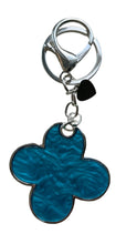 Load image into Gallery viewer, van cleef style key ring