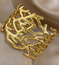 Load image into Gallery viewer, Golden Coral Cuff Bracelet