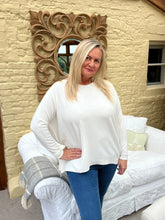 Load image into Gallery viewer, Naples Relaxed Batwing Long Sleeves Jumper Cream Feathers of italy