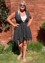 Load image into Gallery viewer, Vienna Zip Linen Dress in Slate - Feathers Of Italy
