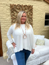 Load image into Gallery viewer, Naples Relaxed Batwing Long Sleeves Jumper Cream Feathers of italy