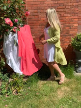 Load image into Gallery viewer, Sorrento Linen Dip Hem Linen Shirt Jacket - Feathers Of Italy