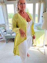 Load image into Gallery viewer, Sorrento Linen Dip Hem Linen Shirt Jacket in Lime