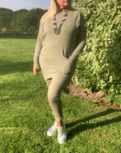 Load image into Gallery viewer, Amazing Woman Crinkle Jeans in Stone with Draw String Waist and Silver Stud and Diamonte Web Side Detail One Size