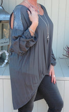 Load image into Gallery viewer, abruzzo sequin top soft