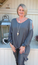 Load image into Gallery viewer, abruzzo sequin top soft