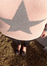 Load image into Gallery viewer, Star Knit Jumper In Pink - Feathers Of Italy