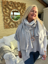 Load image into Gallery viewer, Milan V-Neck Batwing Short Sleeves Jumper Various Colours | Feathers Of Italy