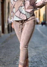 Load image into Gallery viewer, elasticated waist velvet joggers