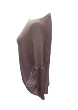 Load image into Gallery viewer, Button Back Top In Dusky Pink | Feathers Of Italy