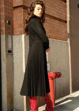 Load image into Gallery viewer, Rinascimento Cappotto Pleated Full Length Coat In Black - Feathers Of Italy