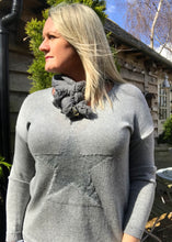 Load image into Gallery viewer, Star Fine Knit Jumper In Grey With Silver Heart Made In Italy by Feathers Of Italy One Size - Feathers Of Italy