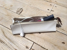Load image into Gallery viewer, Romo Mini Make Up Bag in White - Feathers Of Italy