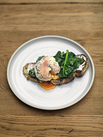 Herby smoked salmon poached eggs WITH SPINACH ON THICK WHOLMEAL TOAST JAMIE OLIVER STYLE
