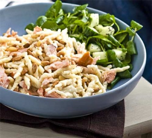 10 Minute Pasta Dish Hot-smoked salmon with creamy pasta & pine nuts