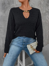 Load image into Gallery viewer, Plazzo Cut Out Chain Detail Jumper in Black | Feathers Of Italy 
