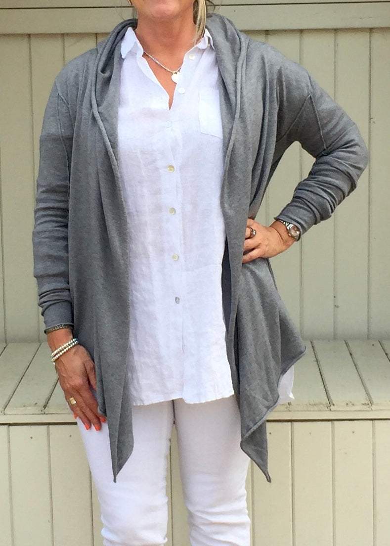 Barola Hooded Wrap in Grey Marl | Feathers Of Italy 