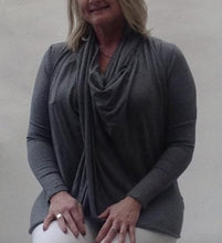 Load image into Gallery viewer, cala d&#39;oliva twist jumper

