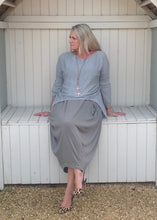 Load image into Gallery viewer, Lana Soft Knit in Silver - Feathers Of Italy 
