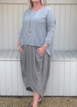 Load image into Gallery viewer, Lana Soft Knit in Silver - Feathers Of Italy 

