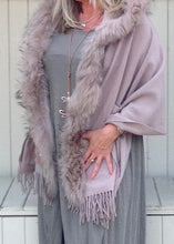 Load image into Gallery viewer, Lambswool Cape with Fur Trim Hood in Dusky Pink - Feathers Of Italy - Feathers Of Italy 
