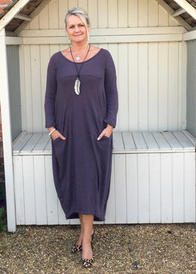 Nia Pouch Maxi Dress in Purple - Feathers Of Italy 