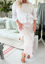 Load image into Gallery viewer, Rome Raggi Silk Edged Skirt/Dress in Soft Pink
