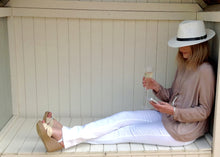Load image into Gallery viewer, florida fine knit jumper
