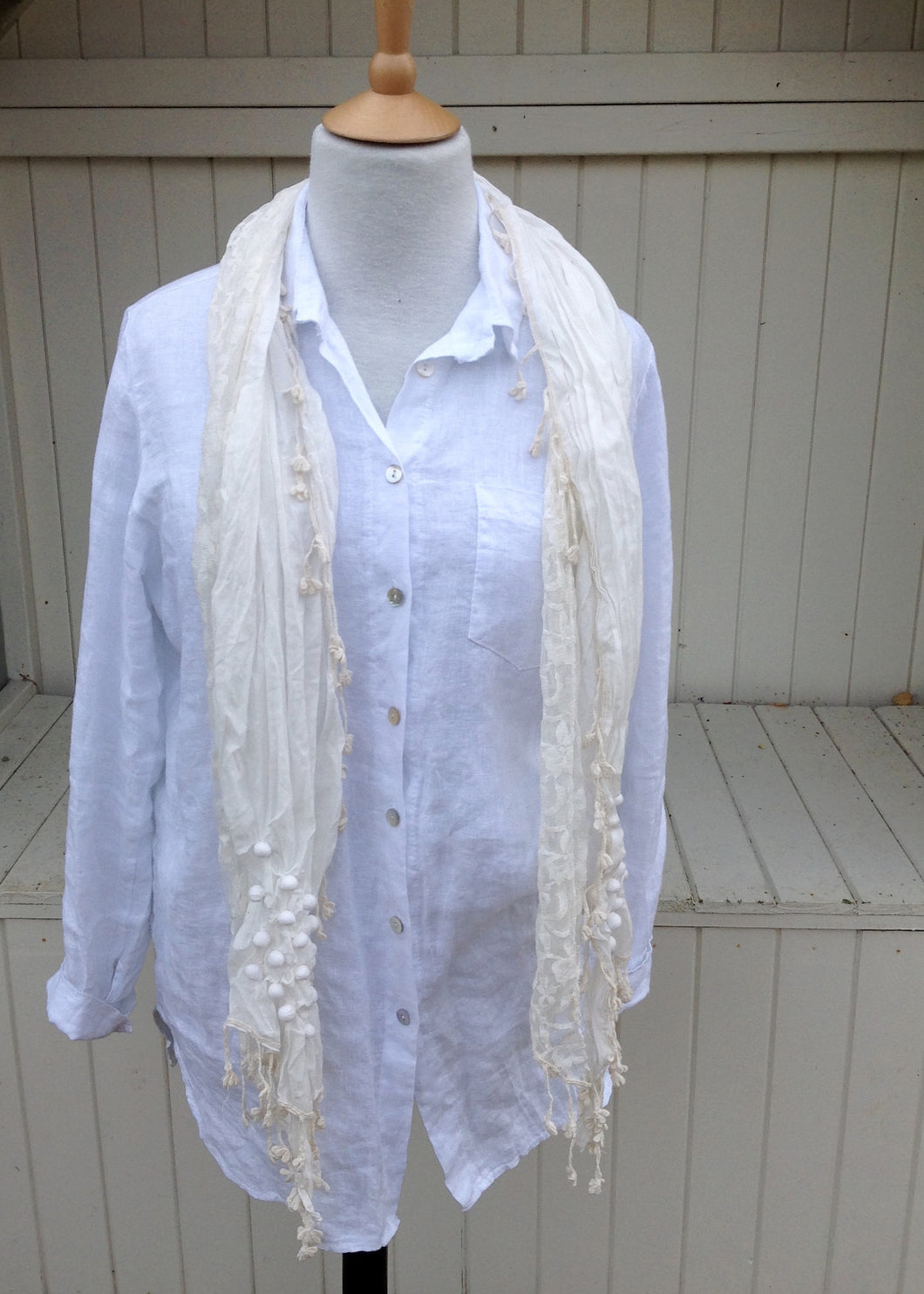 Licata Scarf in Cream - Feathers Of Italy 