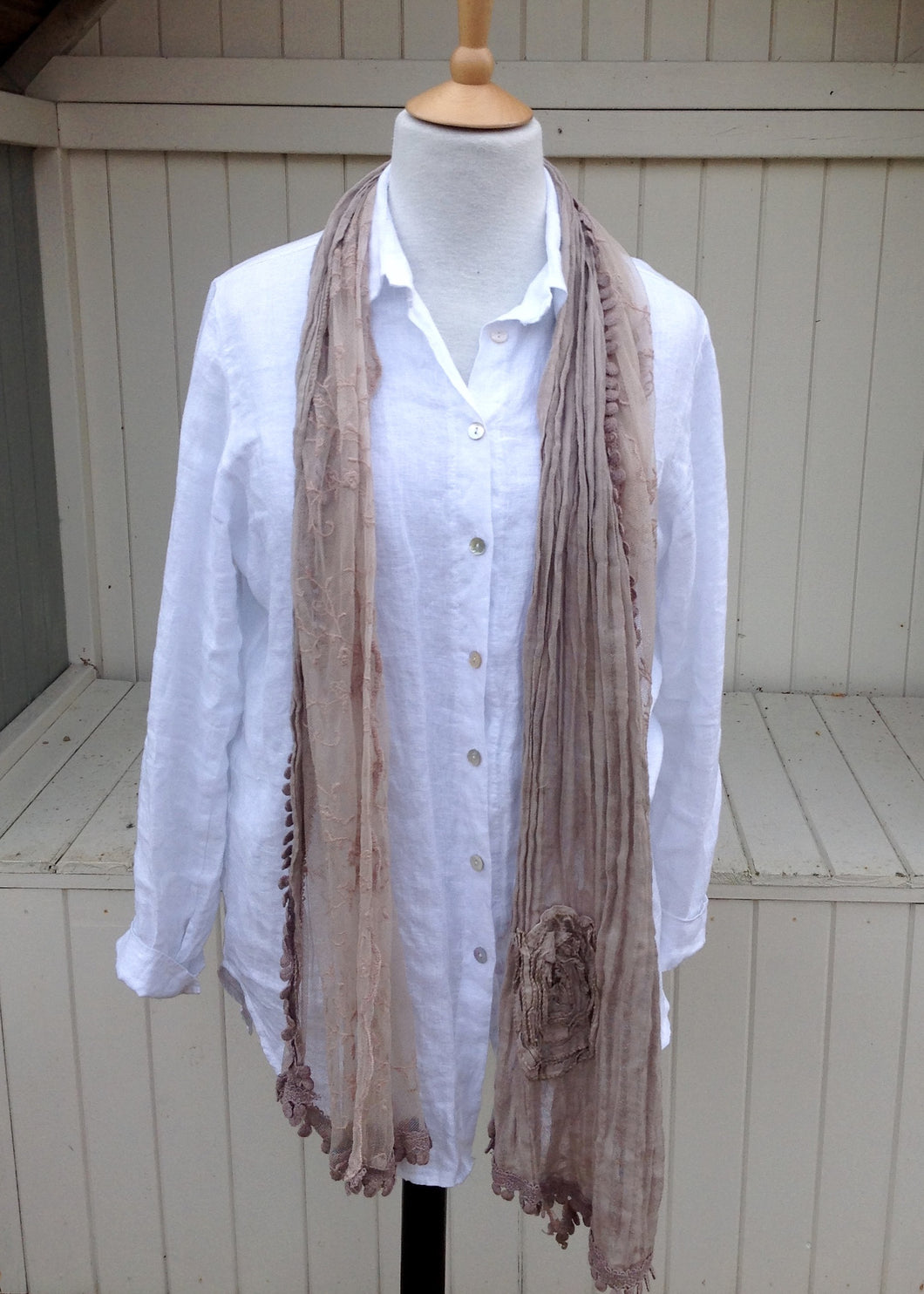 Bettola Scarf in Mocha - Feathers Of Italy 