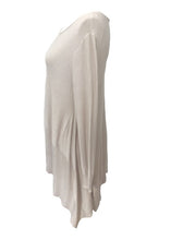 Load image into Gallery viewer, Mont Blanc Jumper in Cream - Feathers Of Italy 
