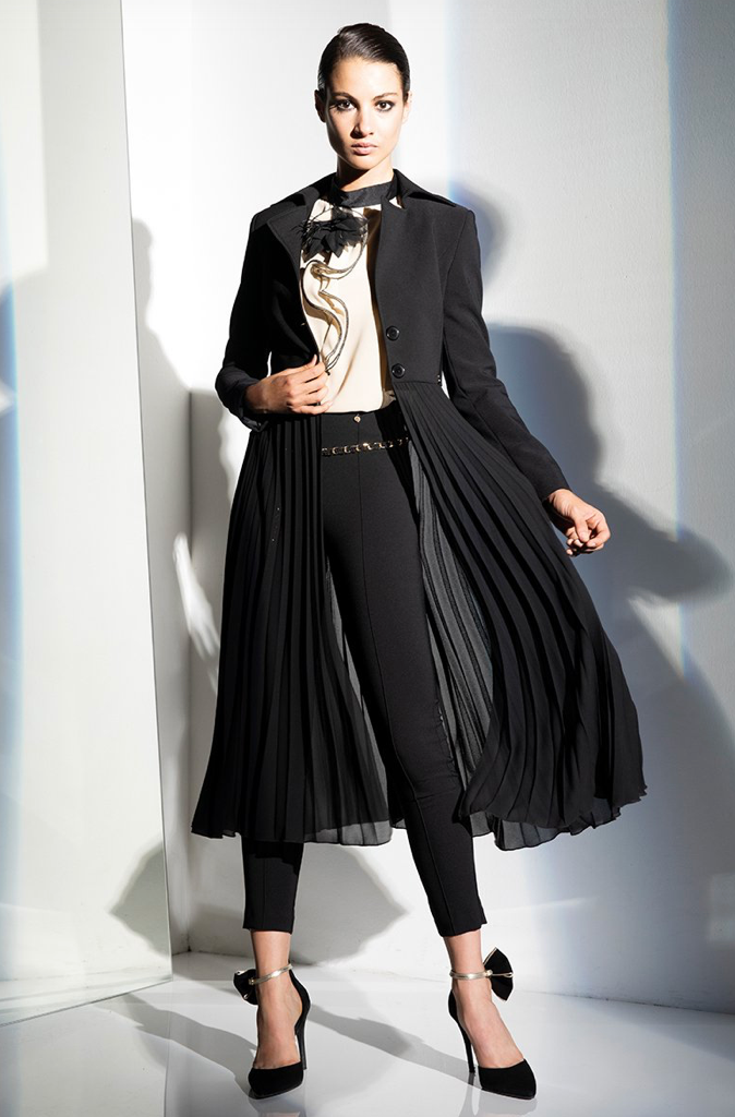 Pliss Coat Midi Crepe Long Coat in Black Rinascimento By
