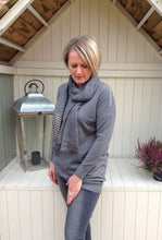 Load image into Gallery viewer, Monza Zip Jumper in Grey - Feathers Of Italy 
