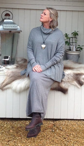 Diamante Cuff Jumper in Grey - Feathers Of Italy 