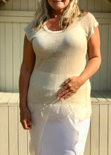 Load image into Gallery viewer, Romo Fine Knit Short Sleaved Top in Vanilla Made In Italy One Size - Feathers Of Italy 
