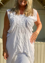 Load image into Gallery viewer, White Cotton Rouched Fronted Top Made In Italy - Feathers Of Italy 
