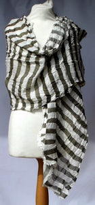 Henley Linen Scarf in Khaki & Cream - Feathers Of Italy 