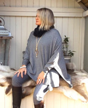 Load image into Gallery viewer, Mondial Poncho in Grey - Feathers Of Italy 
