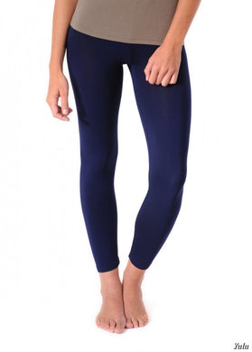 No Seam Leggings in Navy - Feathers Of Italy 
