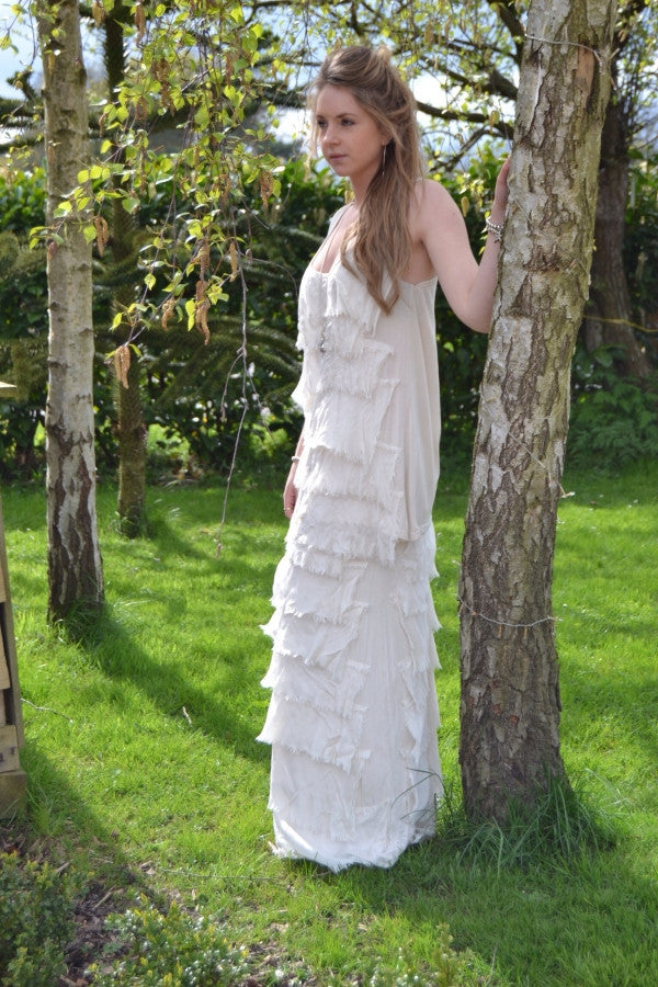 Raggi Sleeveless Silk Top in Vanilla - Feathers Of Italy 
