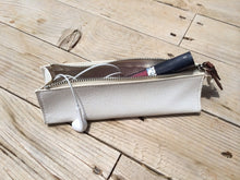 Load image into Gallery viewer, Romo Mini Make Up Bag in White - Feathers Of Italy 
