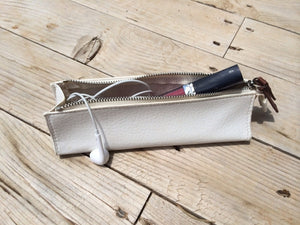 Romo Mini Make Up Bag in White - Feathers Of Italy 