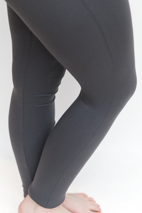 No Seam Leggings in Slate Grey – Feathers Of Italy