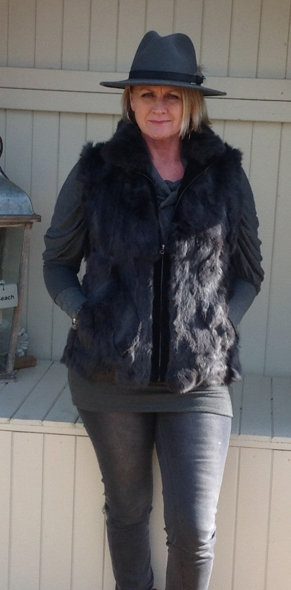 Verona Fur Gilet in Grey - Feathers Of Italy 